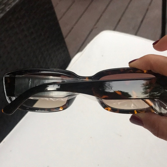 ⭐️BLOGGER FAV Sunglasses Retro Rectangle Tortoise - Picture 6 of 13